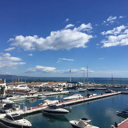 218 Puerto Banus Front Line 270 Meters Lägenhet Marbella