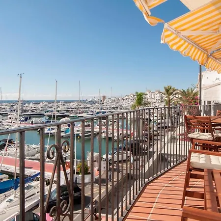 Lägenhet 218 Puerto Banus Front Line 270 Meters Marbella